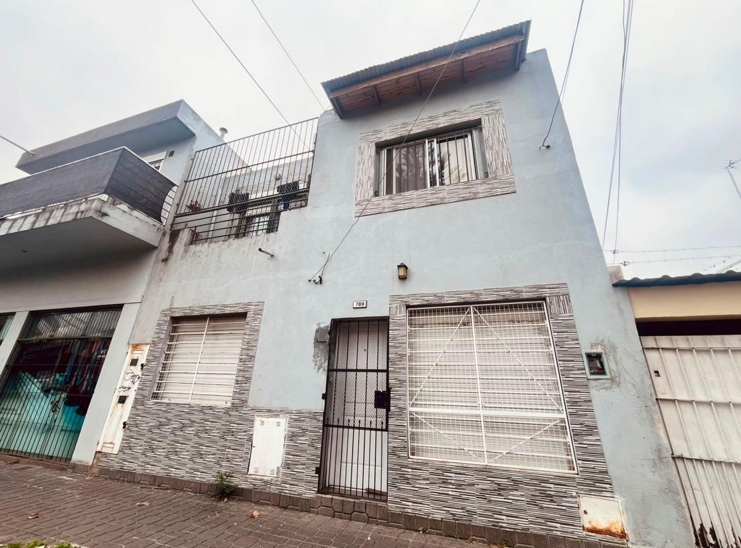Foto de PH 2 AMBIENTES AL FRENTE SIN EXPENSAS PATIO PB, imagen 4