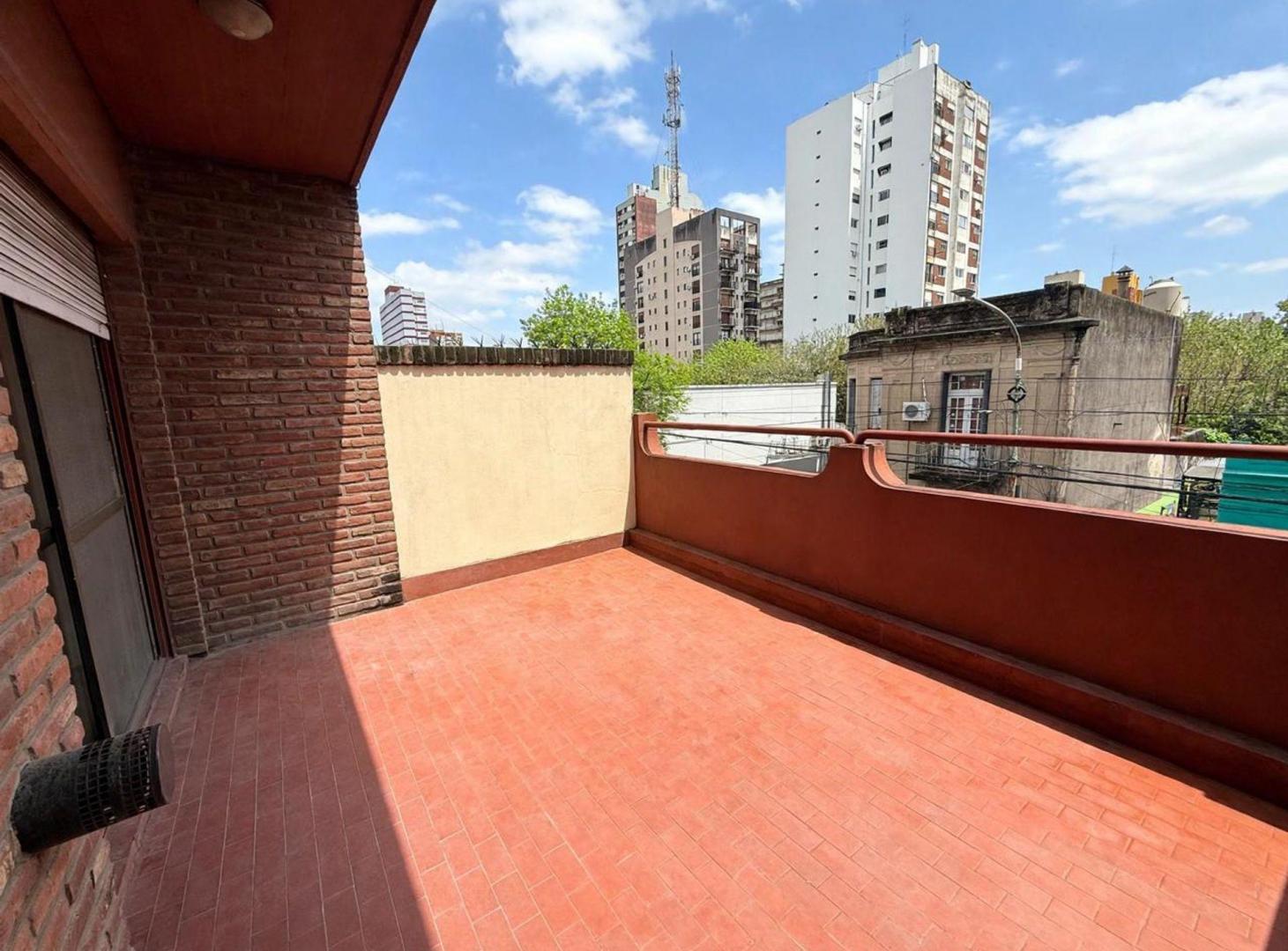 Foto de Venta departamento 2 amb balcon terraza QUILMES, imagen 1