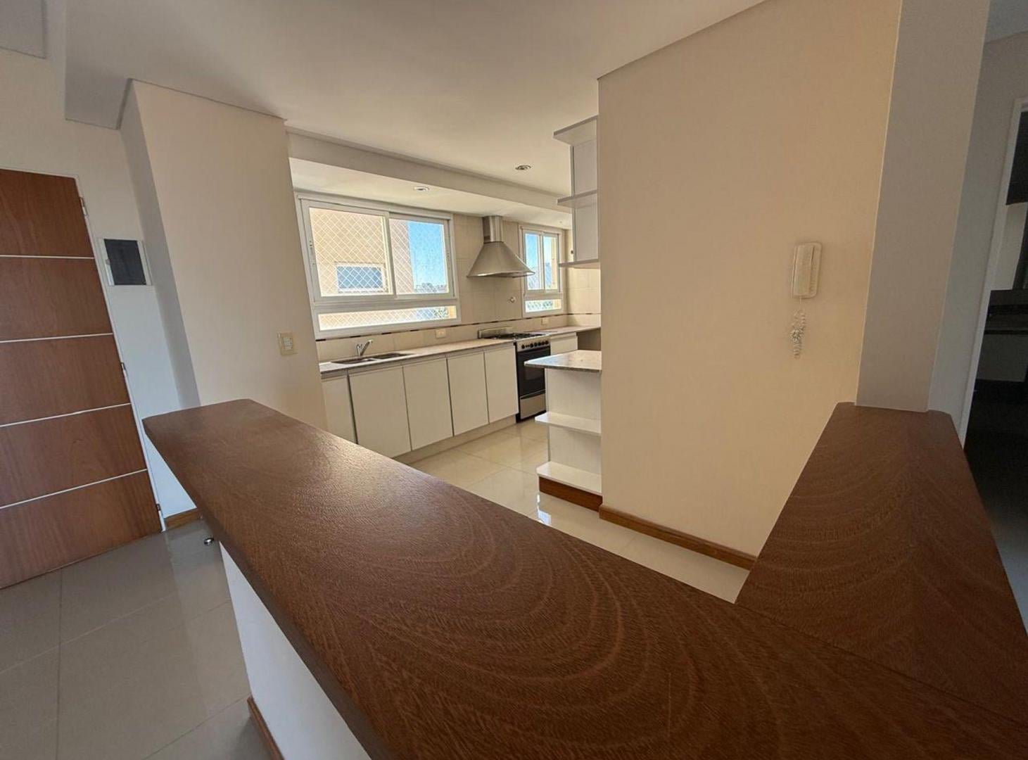 Foto de Venta dpto 3 amb espacio guardacoche Quilmes, imagen 3