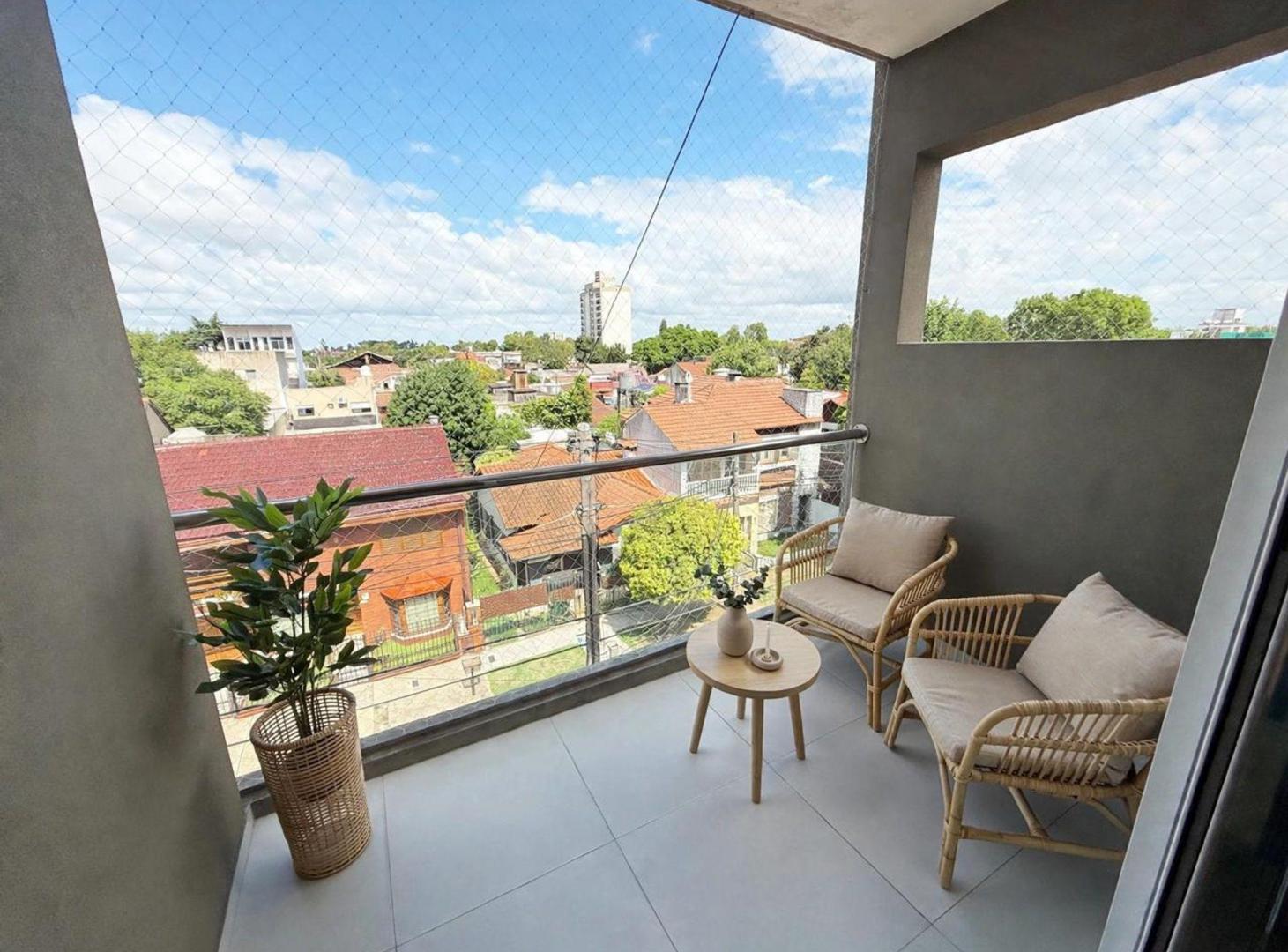 Foto de Venta dpto 3 amb espacio guardacoche Quilmes, imagen 1