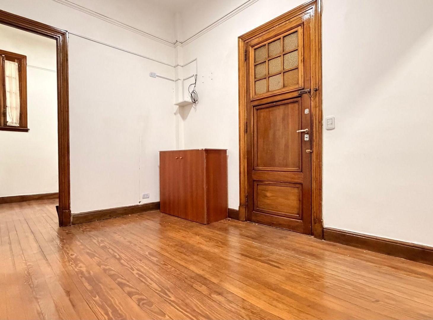 Foto de VENTA DEPTO 3 AMB CON DEPENDENCIA APTO PROF., imagen 1