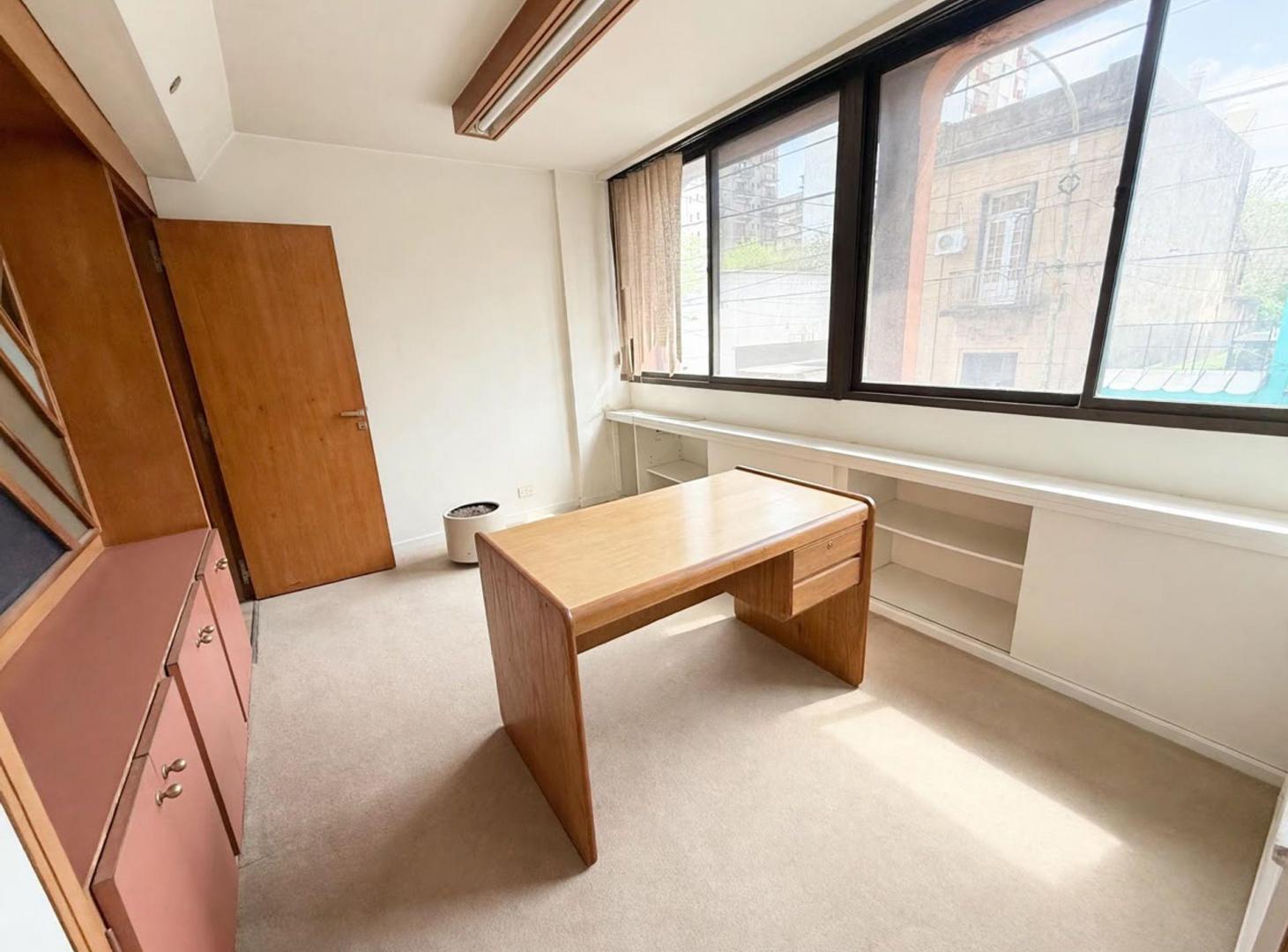 Foto de Venta oficina Quilmes centro. Cochera doble, imagen 5