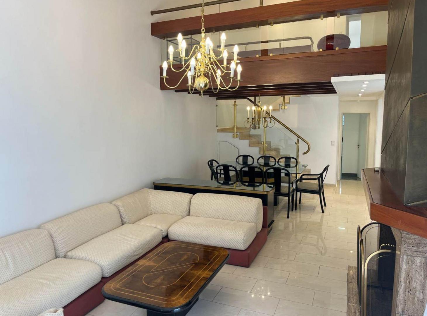 Foto de CASA 6 AMB. CON JARDÍN, PARRILLA, PILETA Y COCHERA, imagen 5