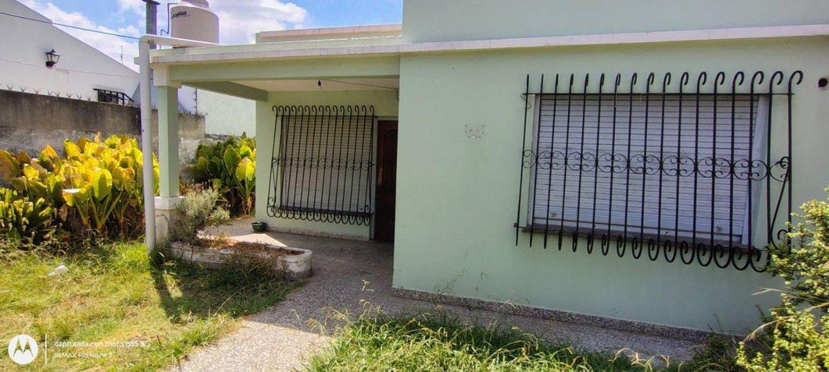 Foto de VENTA CASA SAN JUSTO 3 AMB. DOBLE TERRENO 484 M2, imagen 4