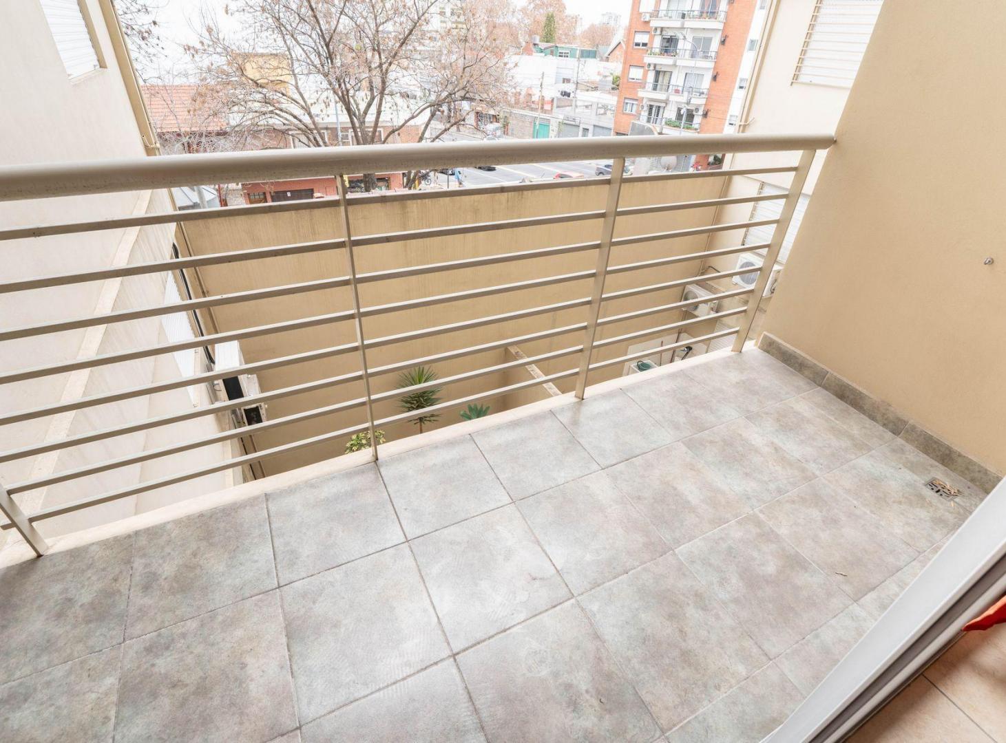 Foto de Venta 2 Amb Balcón Contrafrente Parque Avellaneda, imagen 5