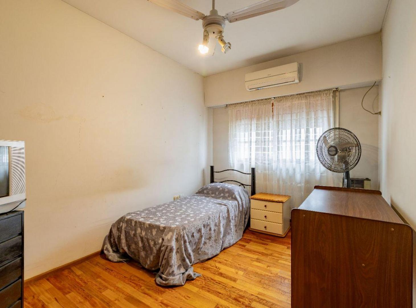 Foto de DUPLEX 4 AMB EN VENTA CON COCHERA JARDÍN PARRILLA, imagen 4