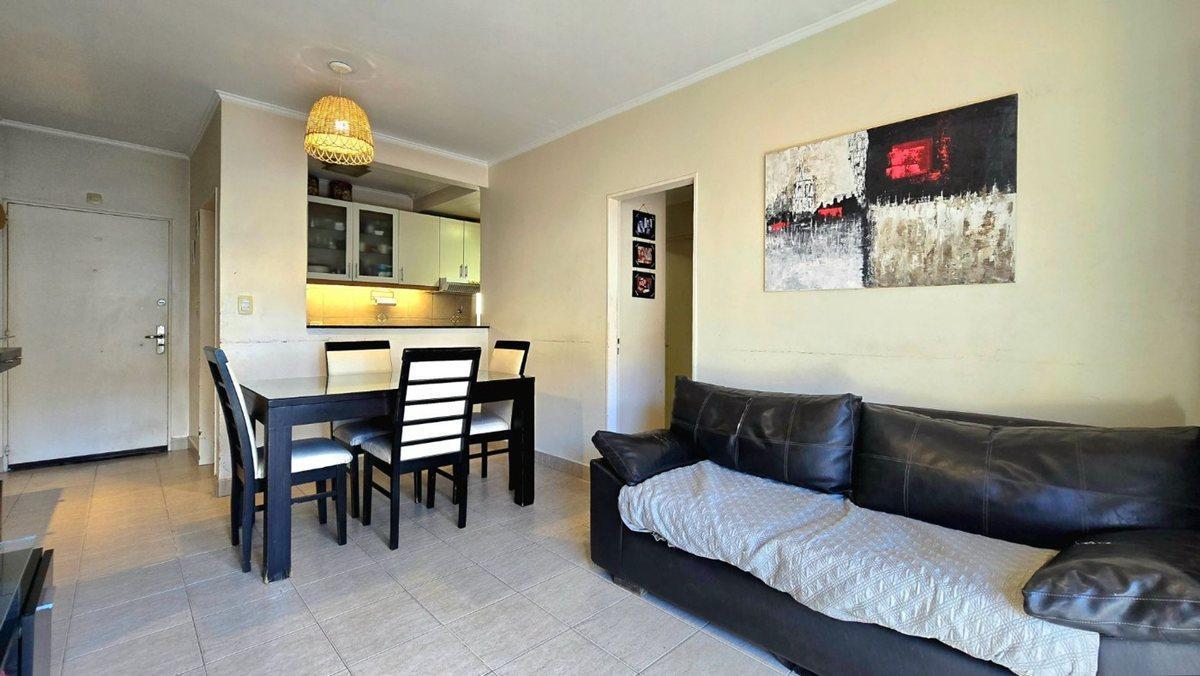 Foto de Venta Depto 3 Amb. con Balcón Luminoso Caballito, imagen 1