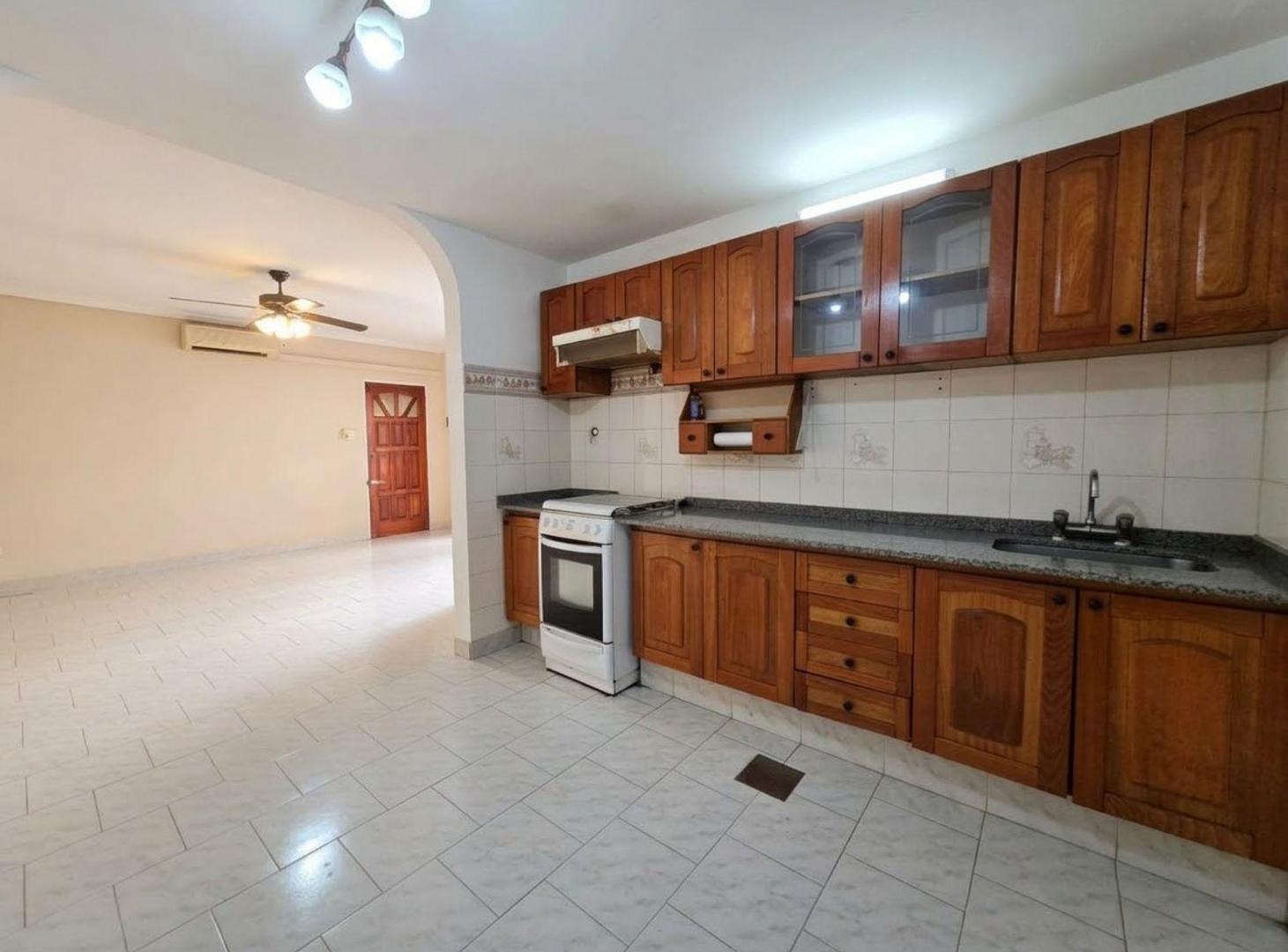Foto de VENTA PH 3 amb PATIO-SIN EXPENSAS-APTO CREDITO, imagen 1