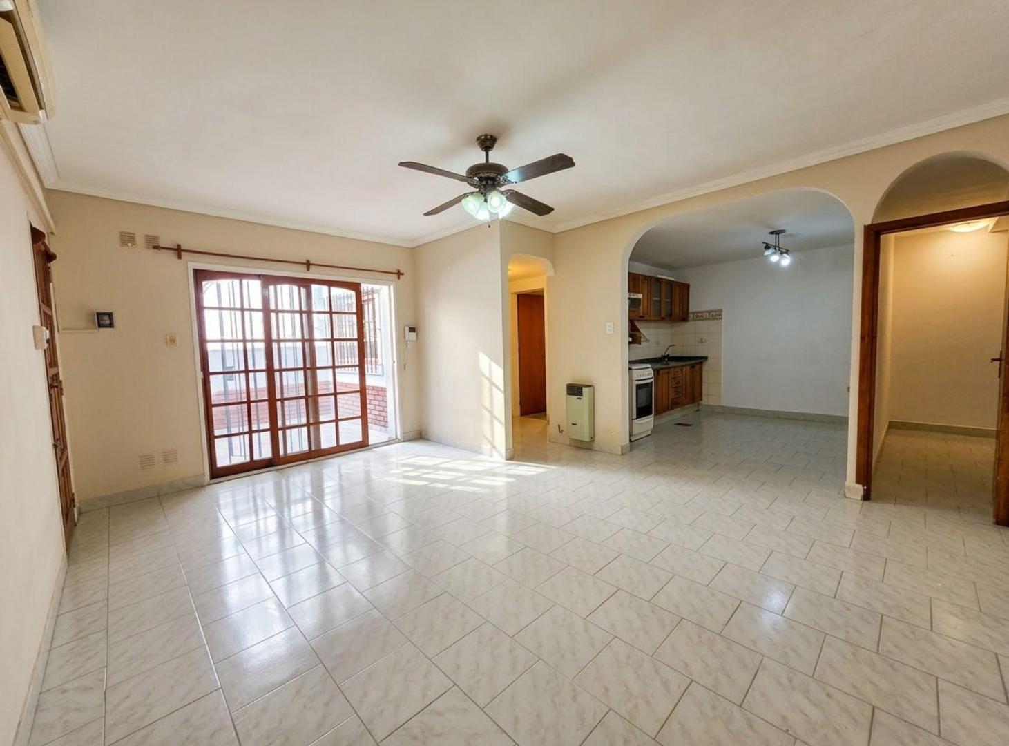 Foto de VENTA PH 3 amb PATIO-SIN EXPENSAS-APTO CREDITO, imagen 4