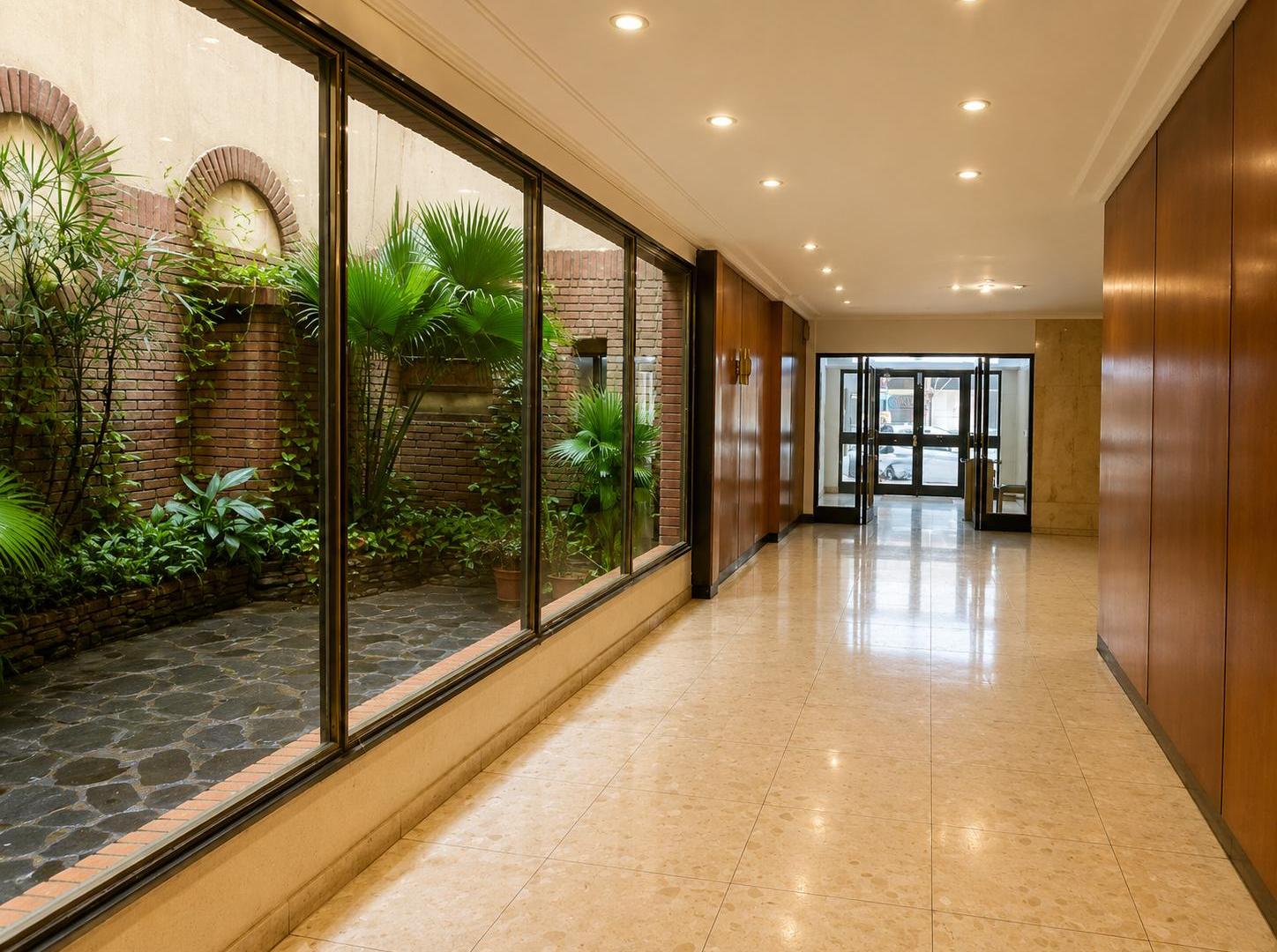Foto de Excelente semipiso en Recoleta 3 dorm balcón contrafrente 105 m² Mt de, imagen 1