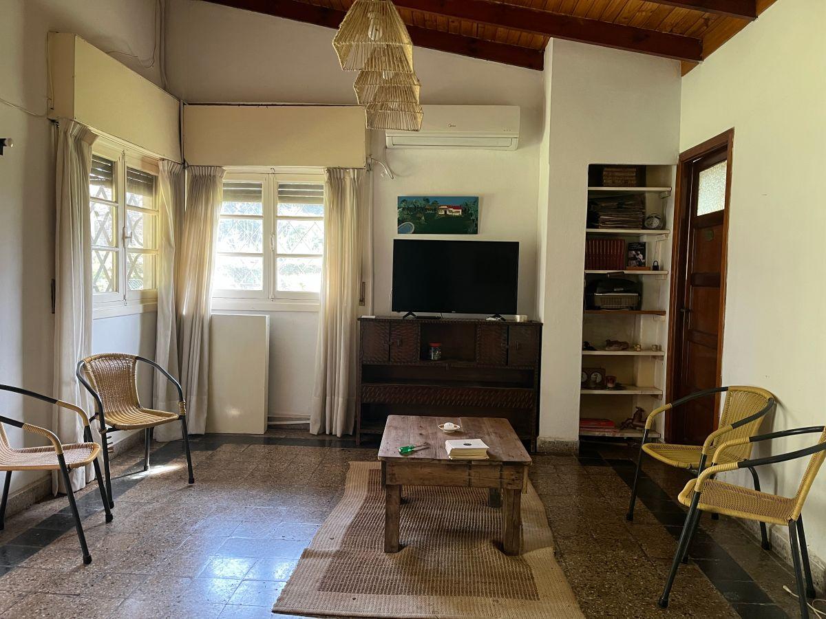 Foto de A.Volta 800 Barrio GuemesSpegazzini.1600m2 casa excelente pileta, imagen 2