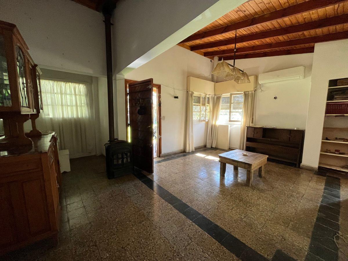Foto de A.Volta 800 Barrio GuemesSpegazzini.1600m2 casa excelente pileta, imagen 5