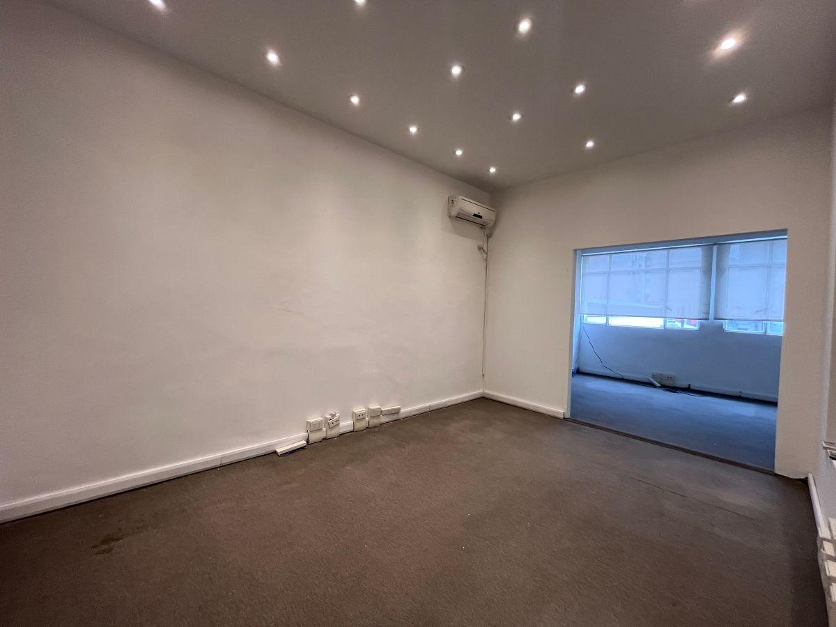Foto de Oficina gran Oportunidad en Salta y Alsina. 152 m2 y cochera, imagen 5