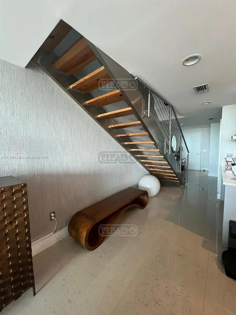 Foto de Departamento Dúplex en Venta en Miami, Florida, Estados Unidos, imagen 3