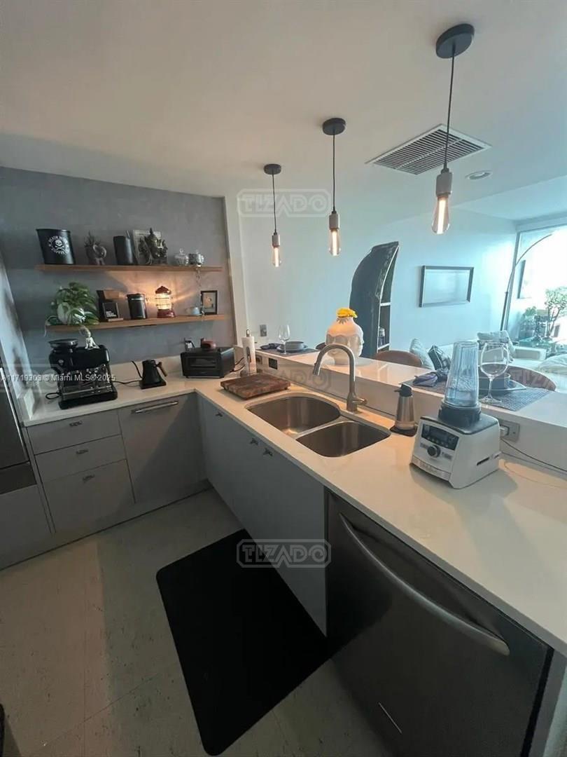 Foto de Departamento Dúplex en Venta en Miami, Florida, Estados Unidos, imagen 4