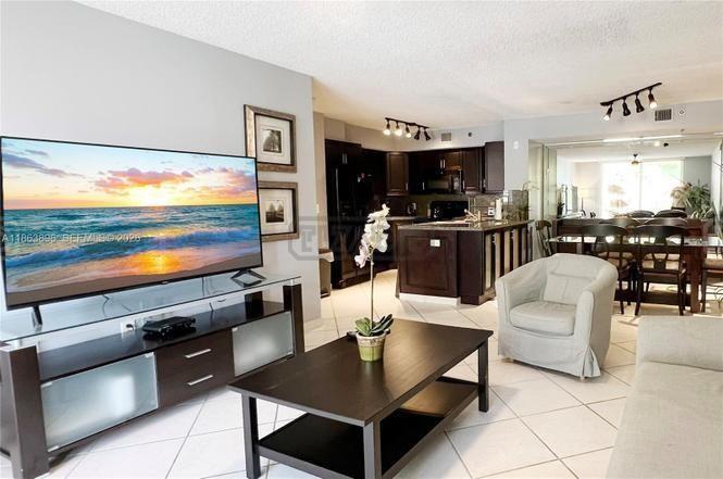 Foto de Departamento en Venta en Miami, Florida, Estados Unidos, imagen 3