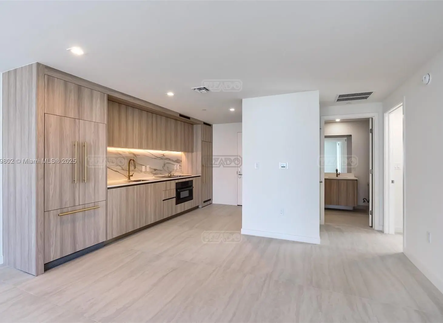 Departamento en Venta en Miami, Florida, Estados Unidos 8