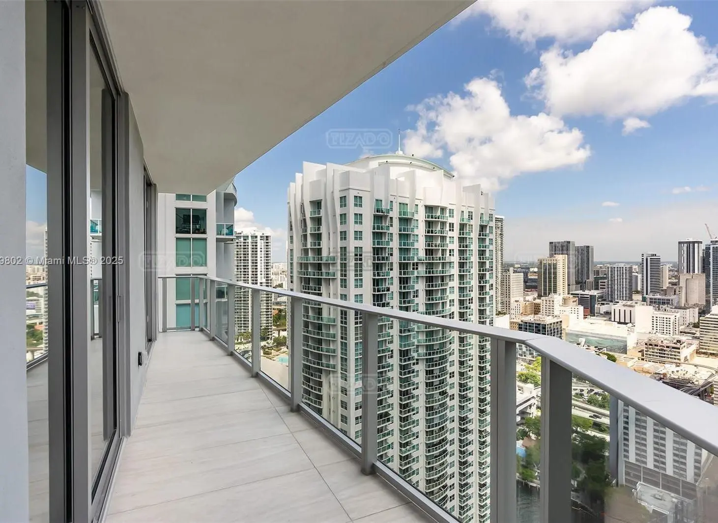 Departamento  en Venta en Miami, Florida, Estados Unidos 3