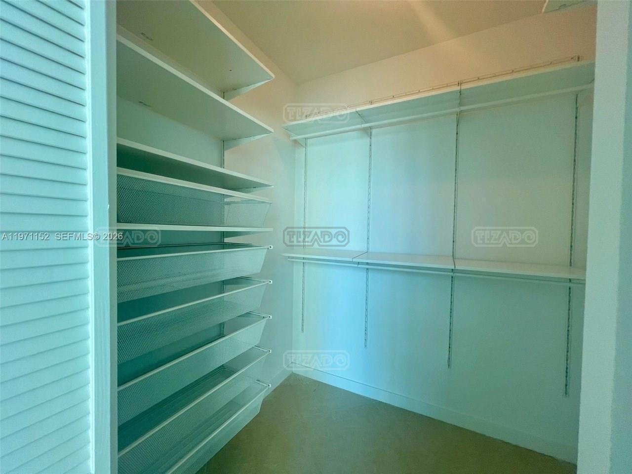 Foto de Departamento en Venta en Miami, Florida, Estados Unidos, imagen 3