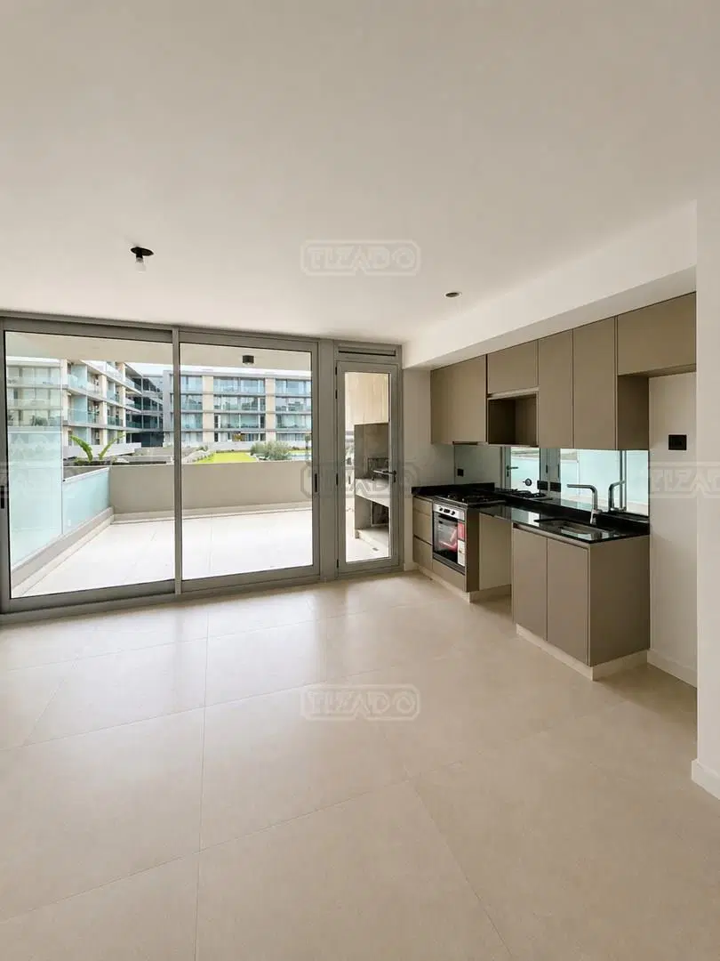 PRANA San Isidro | Planta baja a estrenar con patio propio, parrilla, vista al parque y 2 cocheras 5
