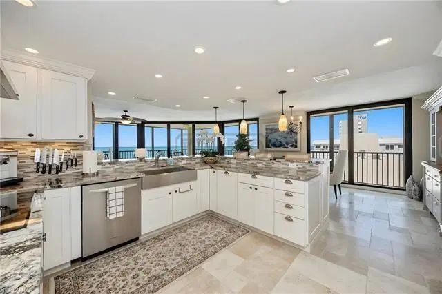 Departamento  en Venta en Naples, Condado de Collier, Florida 2