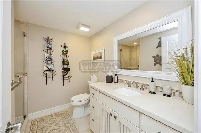 Departamento  en Venta en Naples, Condado de Collier, Florida 5