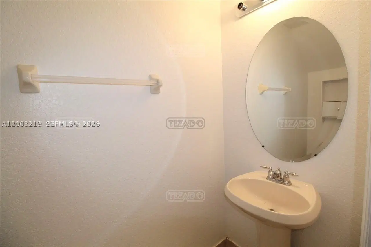 Casa Chalet en Venta en Miramar, Miami, Florida 4