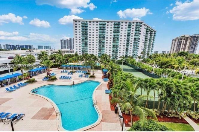 Foto de Departamento en Venta en Sunny Isles, Miami, Florida, imagen 4