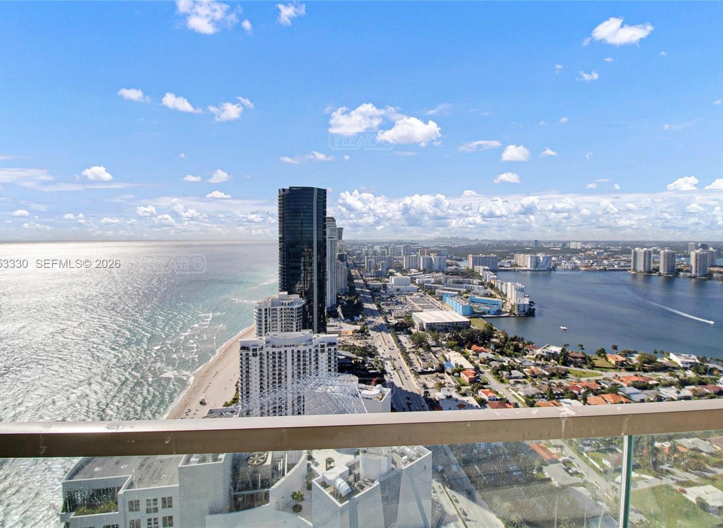 Foto de Departamento en Venta en Sunny Isles, Miami, Florida, imagen 4