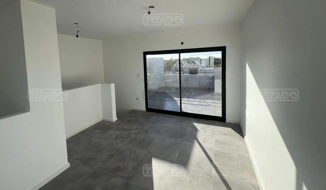 Foto de Departamento Triplex en Venta en Olivos, Vicente López, G.B.A. Zona, imagen 5