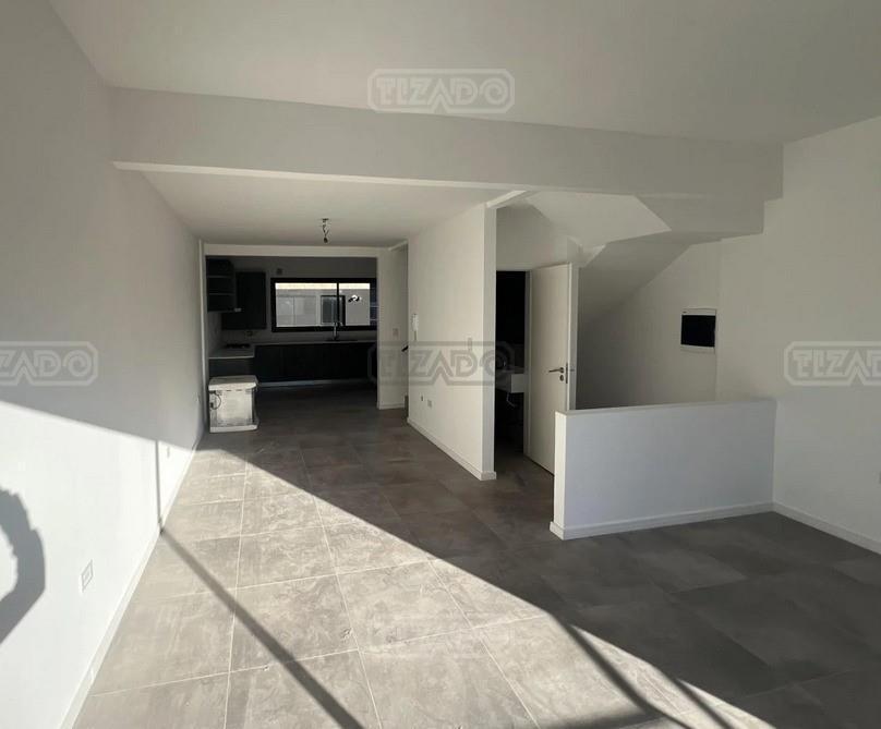 Foto de Departamento Triplex en Venta en Olivos, Vicente López, G.B.A. Zona, imagen 1