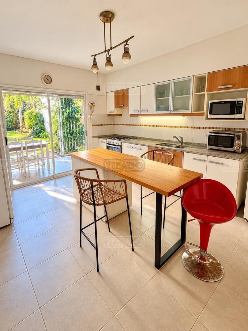 Foto de Casa Triplex en Venta en Olivos, Vicente López, G.B.A. Zona Norte, imagen 4