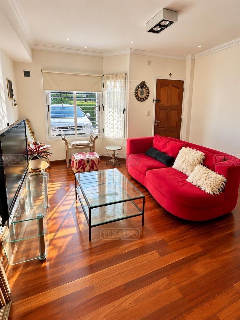 Foto de Casa Triplex en Venta en Olivos, Vicente López, G.B.A. Zona Norte, imagen 3