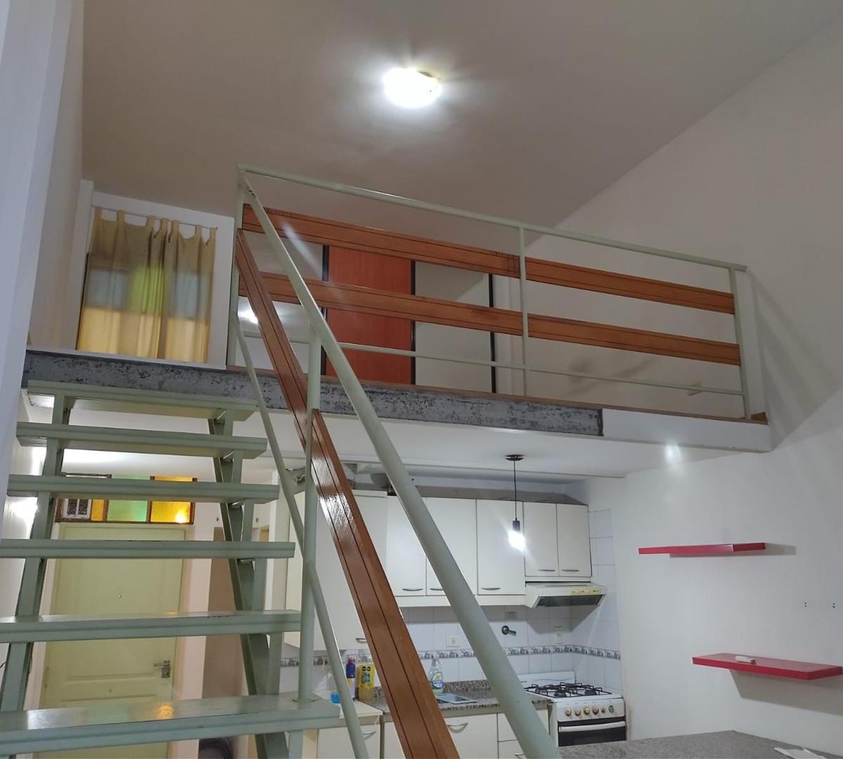 Foto de Excelente Loft en doble altura, con patio, imagen 2