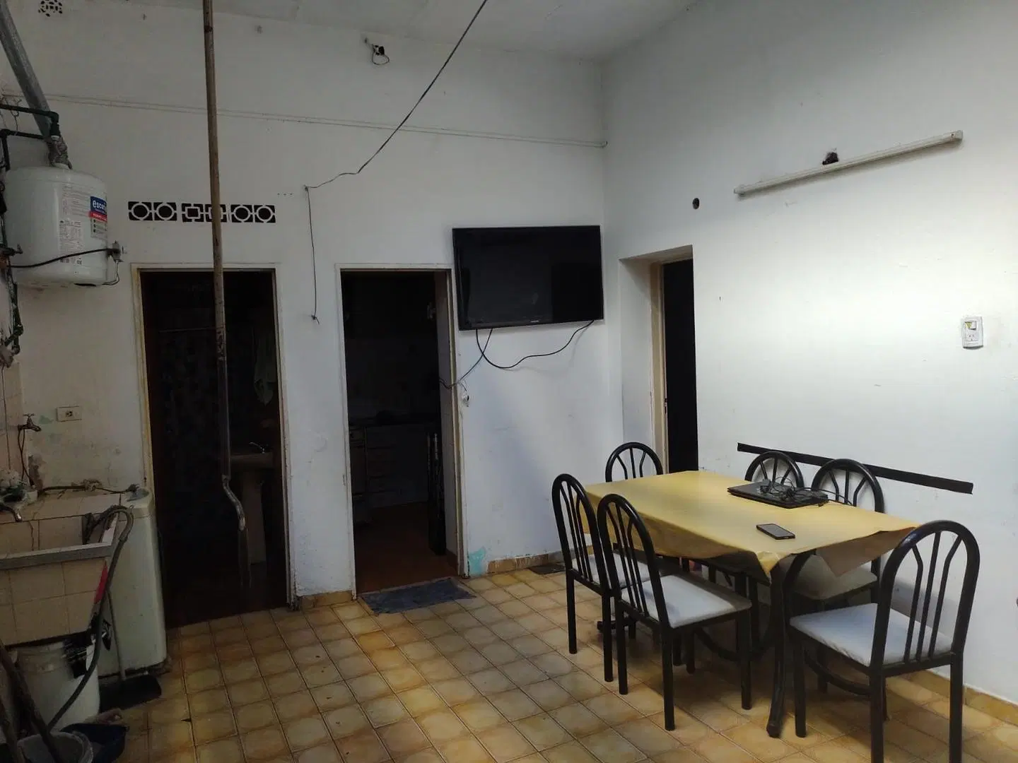 Departamento tipo casa de 2 ambientes con patio 8