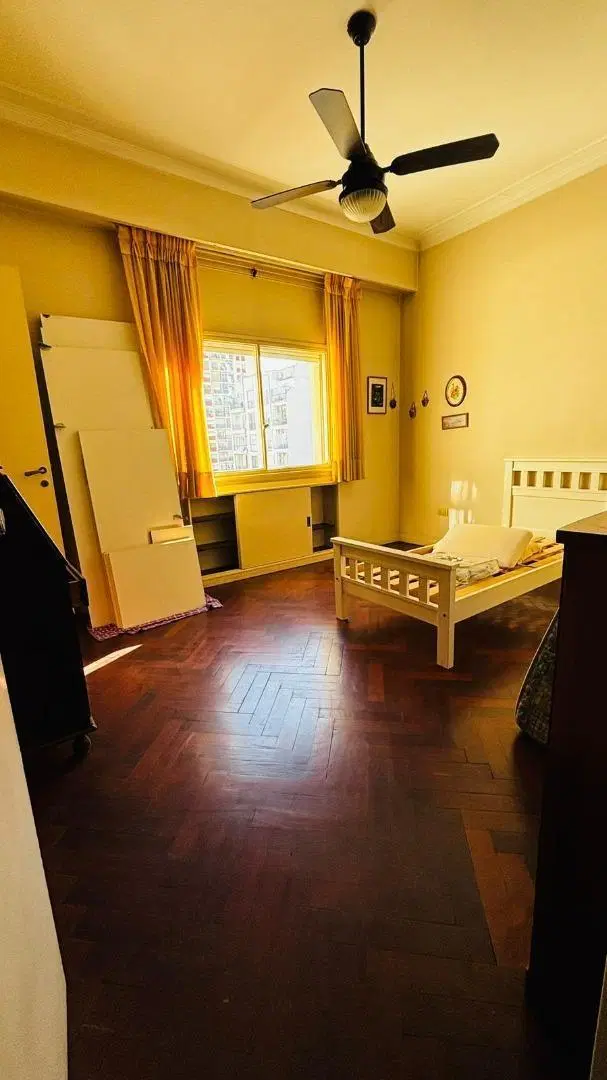 Departamento de 3 ambientes al frente con balcón 5
