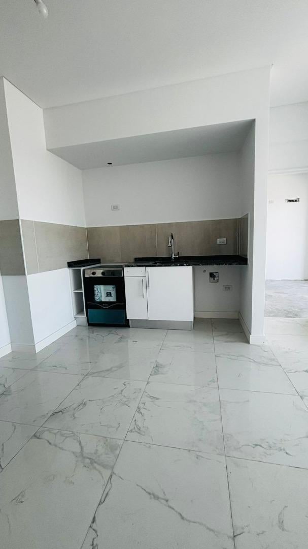 Foto de Departamento de 3 ambientes a estrenas con terraza propia, imagen 2