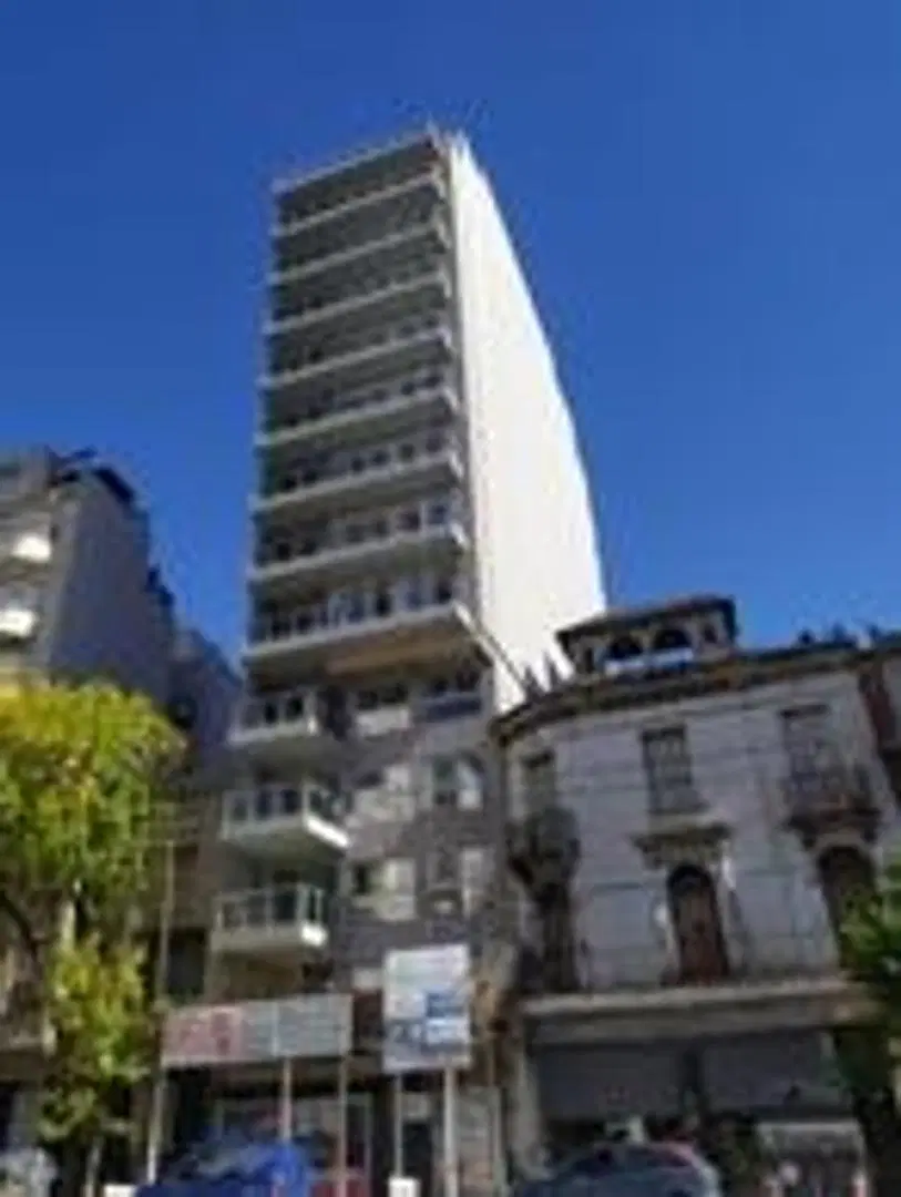 Departamento de 3 ambientes a estrenas con terraza propia 2