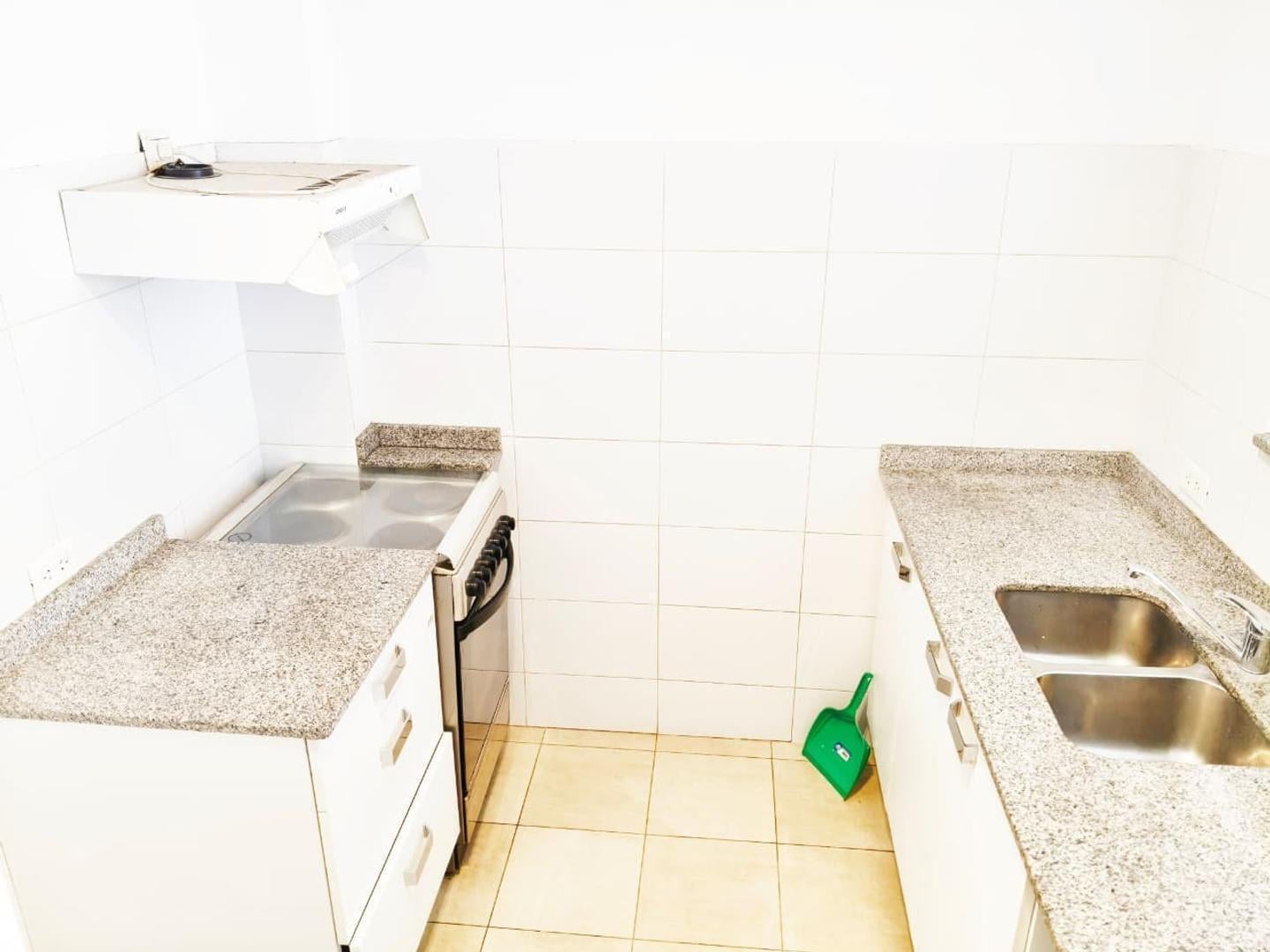 Foto de Excelente departamento de 2 ambientes, al frente con balcón, imagen 1
