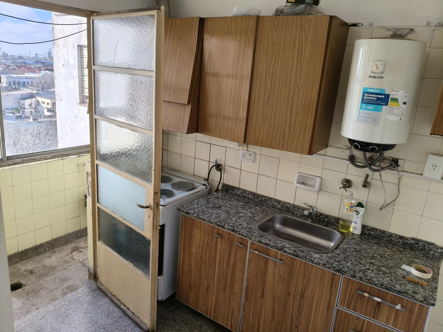 Foto de Departamento de 2 ambientes lateral, lavadero separado, imagen 5