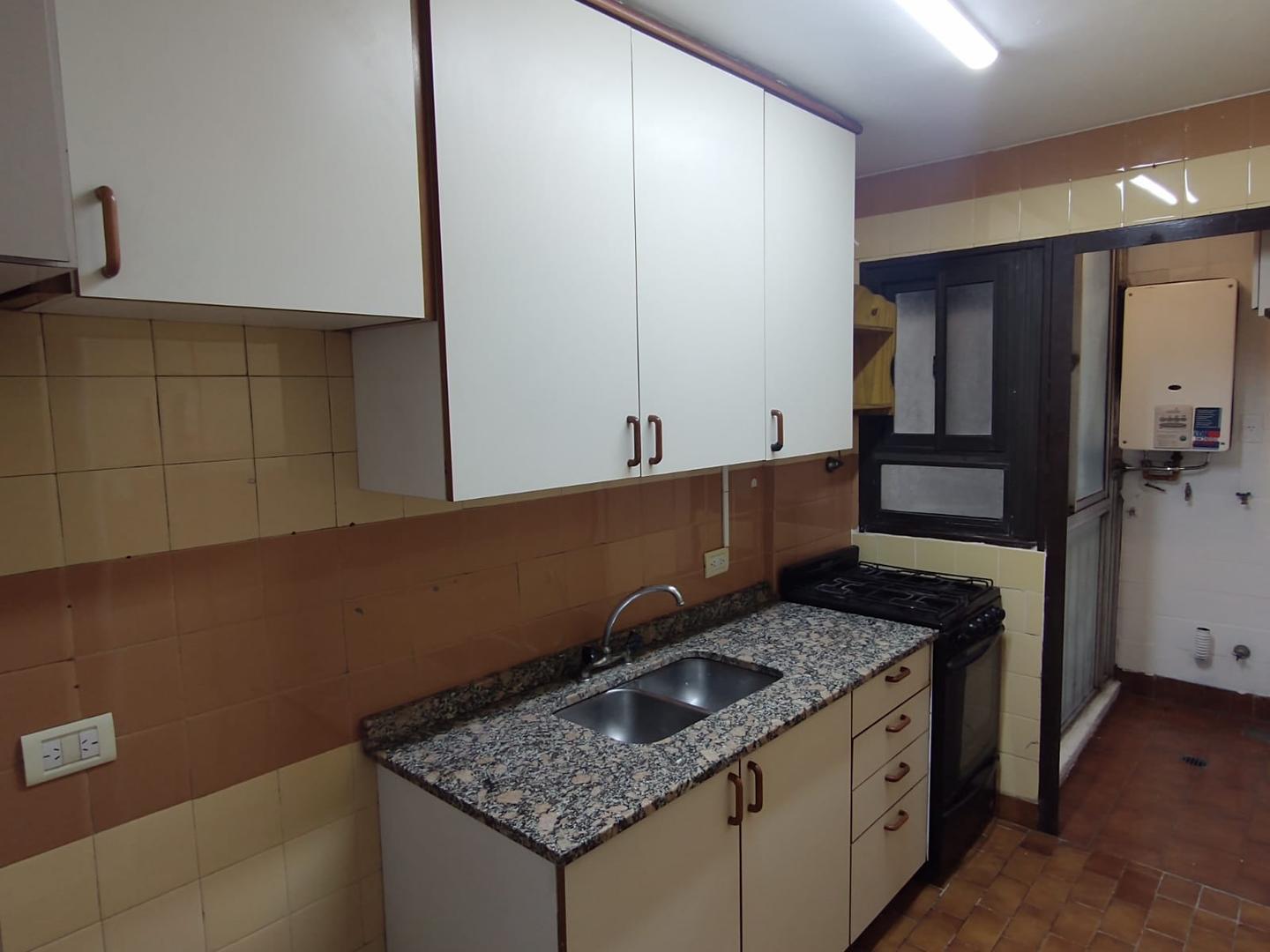 Foto de Departamento de 3 amb., c/balcon al fte.y lavadero separado, imagen 4