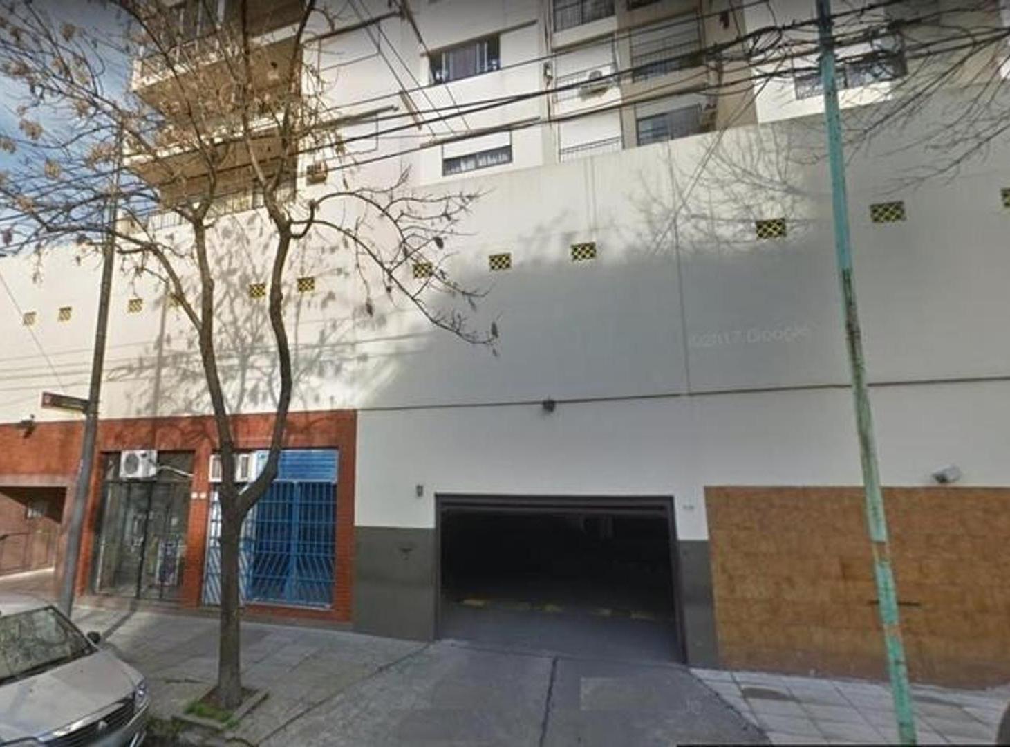 Espacio guardacoche con seguridad 24 hrs. en Barracas