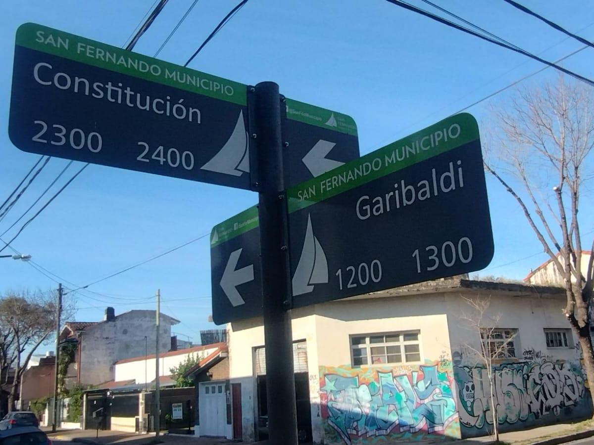 Venta en Block, 4 Viviendas, 6 Locales, 2 Cocheras. en San Fernando 5