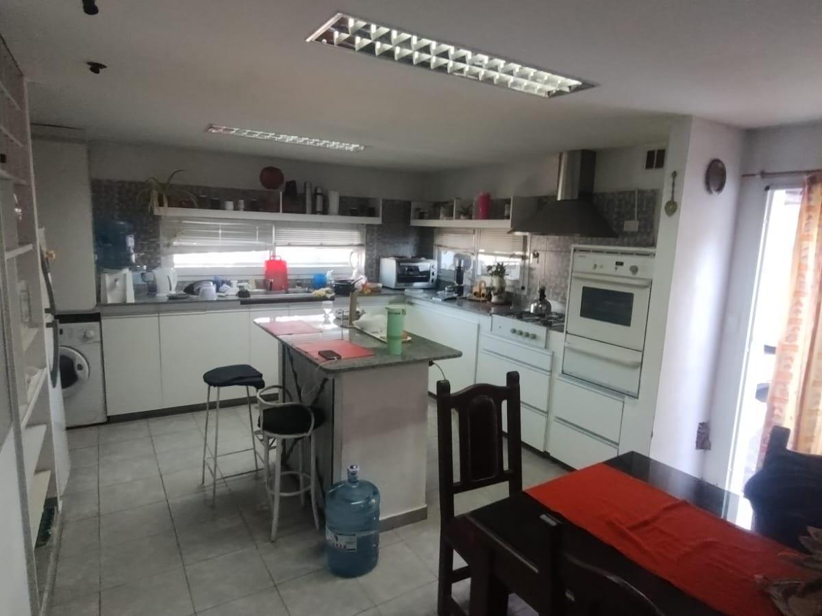 Venta en Block, 4 Viviendas, 6 Locales, 2 Cocheras. en San Fernando 1