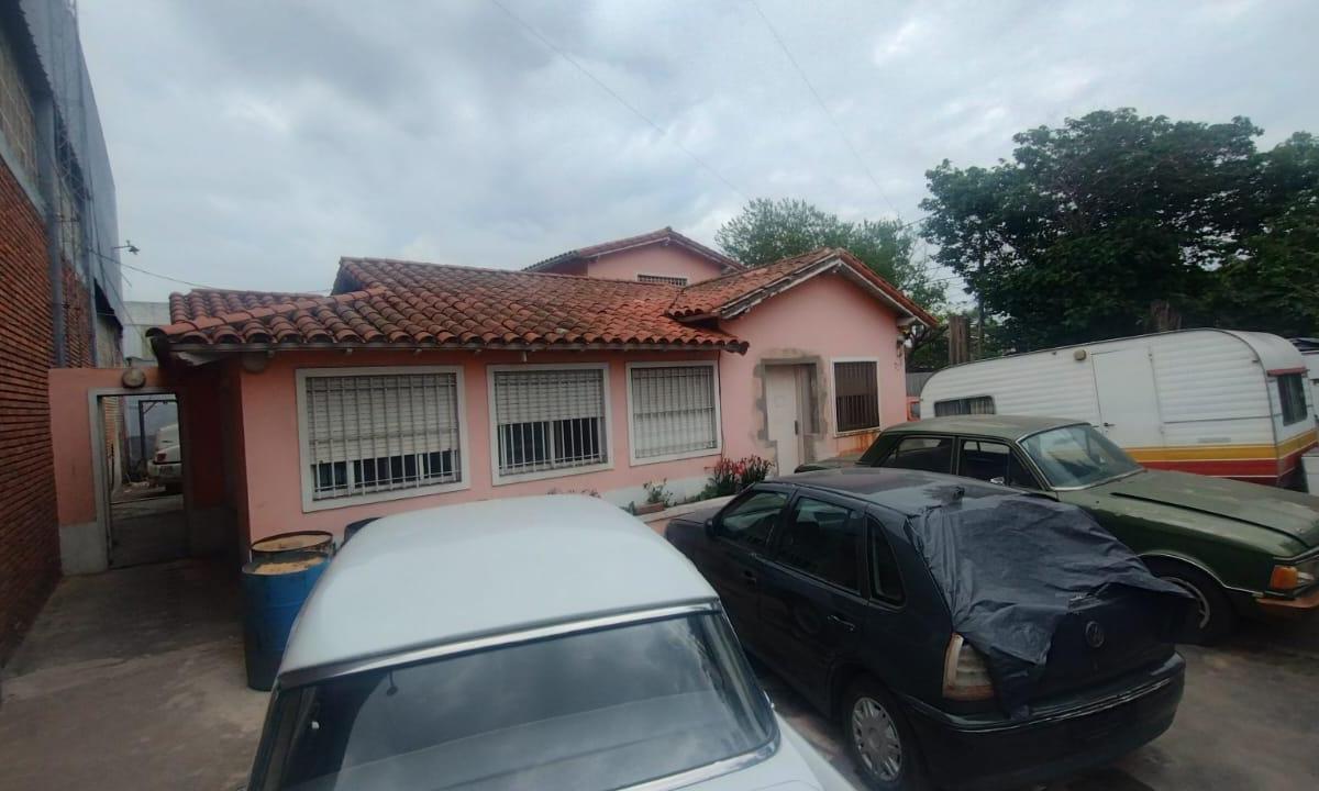Venta de Galpon en Zona Industrial con Oficinas 1