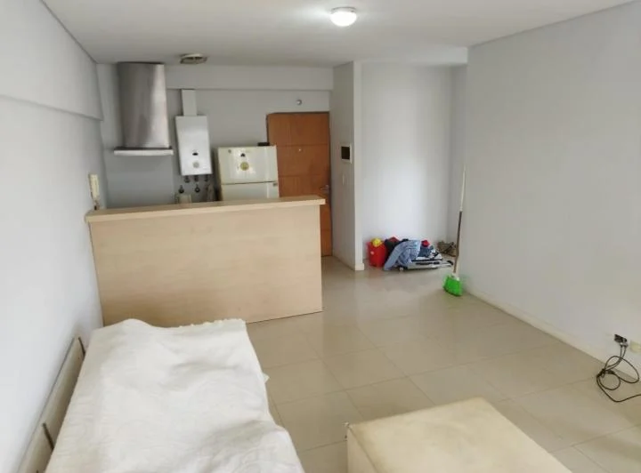 Depto. 2 amb. San Frenando centro,  venta o  alquiler 2