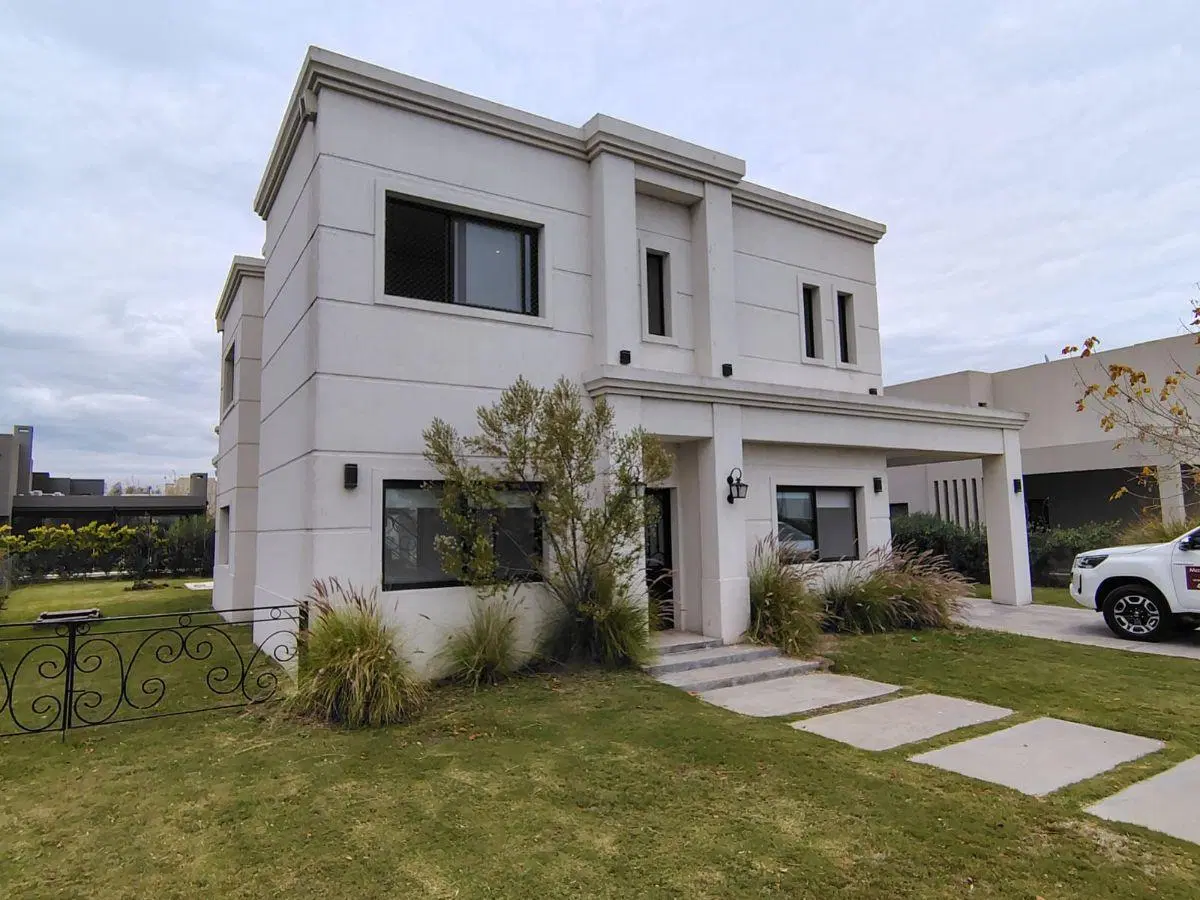 Casa en venta Puertos ( Barrio Acacias) con 600 m² de terreno y 5 ambientes 3