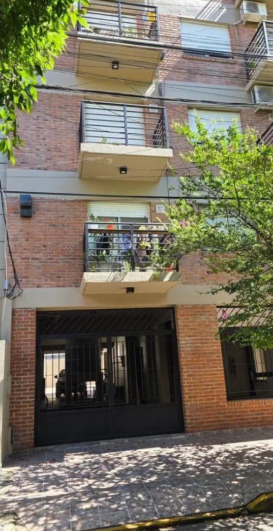 Monoambiente en venta o alquiler en Victoria Centro. 2