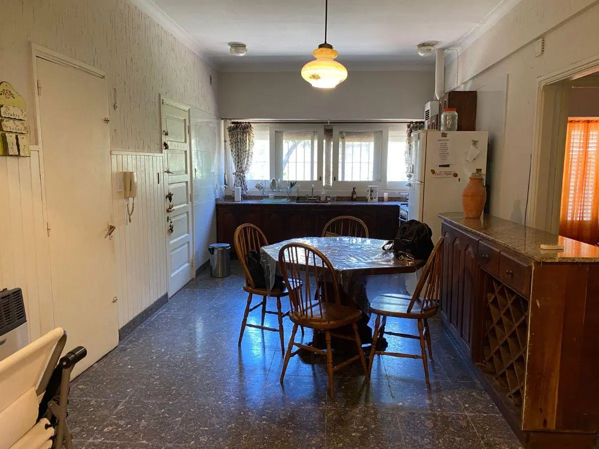 Hermoso chalet en venta sobre Ruta 202 en San Fernando 3