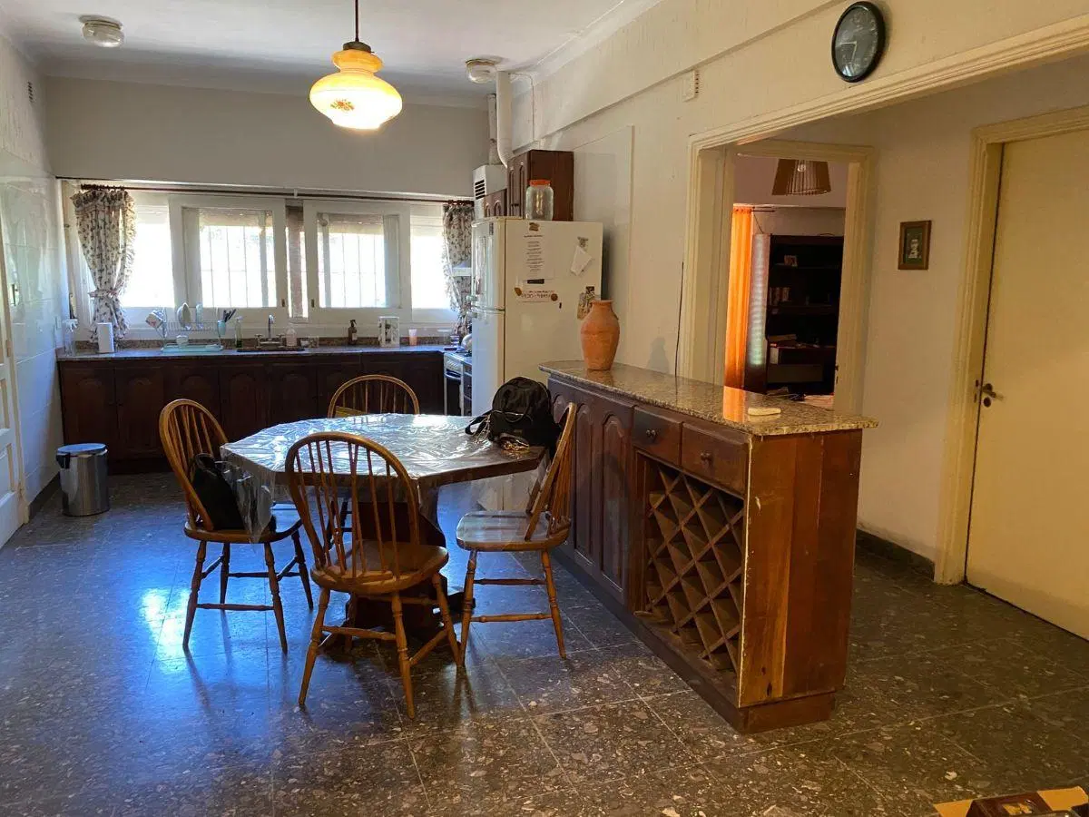 Hermoso chalet en venta sobre Ruta 202 en San Fernando 1
